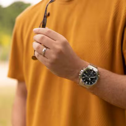 EDIFICE Modello con connessione allo smartphone ECB-30D-2AEF